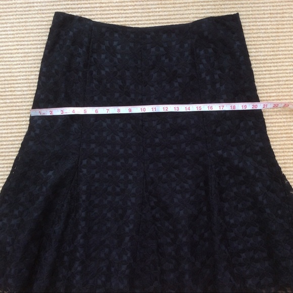 Talbots Black Floral Lace A-Line Skirt - Size 12 - Picture 4 of 9